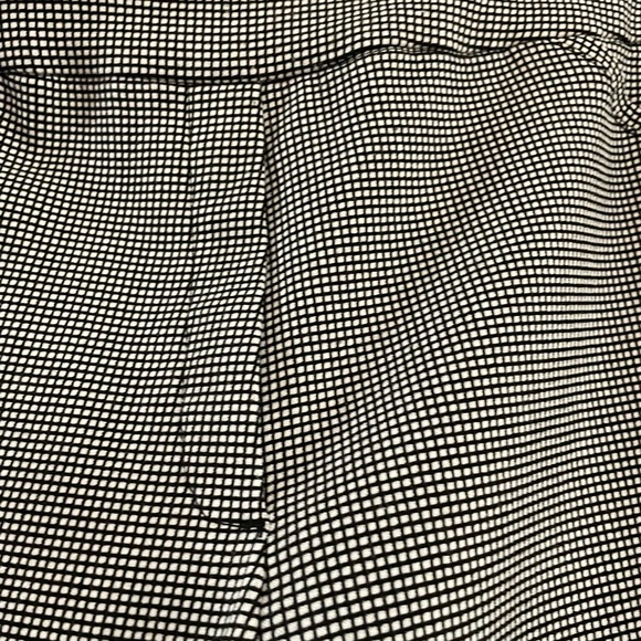 Women pants - Picture 3 of 4